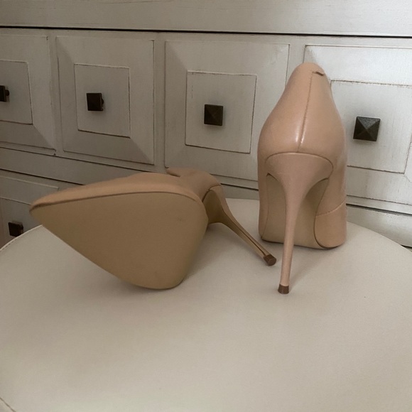 Steve Madden Nude Stiletto - Size 5.5 Brand New. Unworn. - Picture 10 of 14